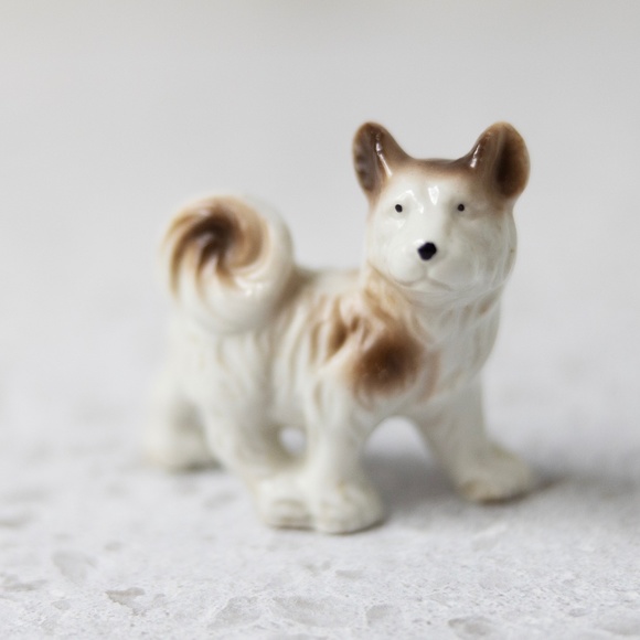 Accents Made In Japan Vintage Porcelain Dog Figurine With Curly Tail